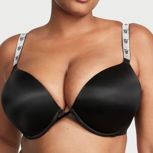 Victoria’s Secret Very Sexy Bombshell Shine Strap Lace Push-Up Bra. 🖤